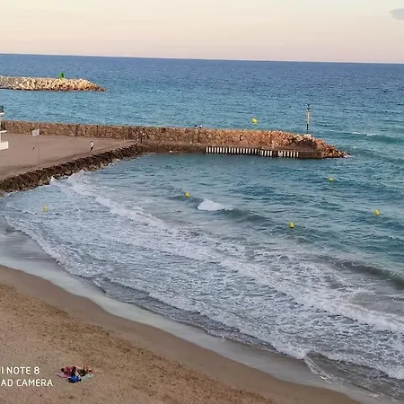 Frente Al Mar Mediterraneo